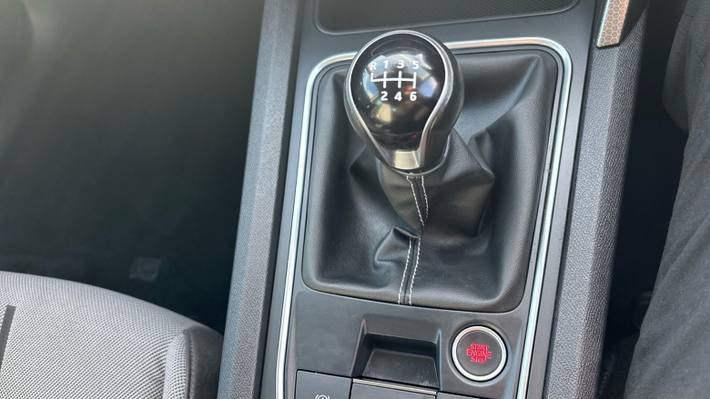 SEAT Leon 1.5 TSI EVO SE Dynamic 5dr Petrol Hatchback